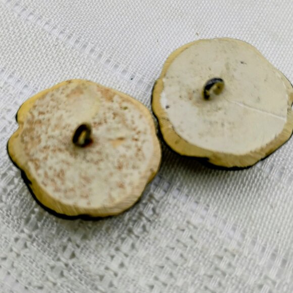 Antique flank buttons almost 1 inch, ceramic? Handpainted - Picture 5 of 6